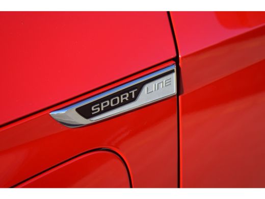 Skoda Octavia Combi Sportline iV PHEV 204PK | ACC | Head-up display | Elektrische achterklep | Achteruitrijcamera ActivLease financial lease