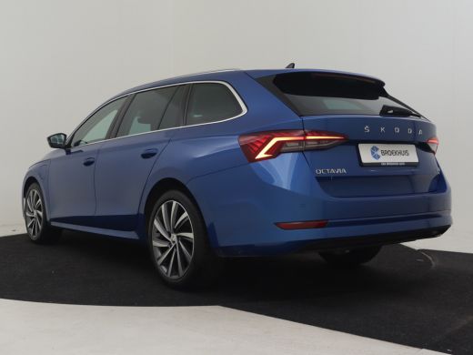 Skoda Octavia Combi Style iV 204pk | Navigatie via app connect | Dodehoekdetectie | Stuur+stoelverwarming | Cru... ActivLease financial lease
