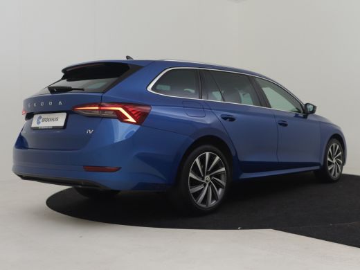 Skoda Octavia Combi Style iV 204pk | Navigatie via app connect | Dodehoekdetectie | Stuur+stoelverwarming | Cru... ActivLease financial lease