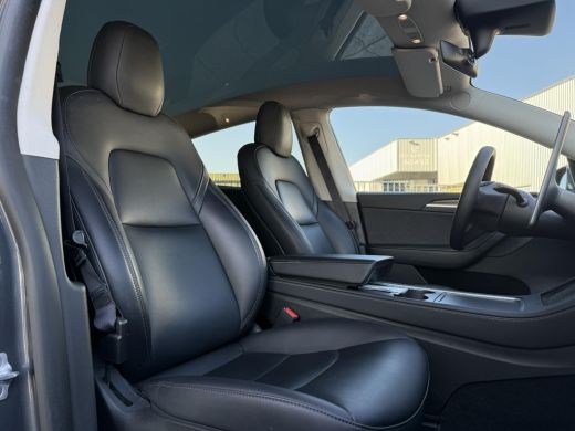 Tesla Model Y Aut. Long Range Dual Motor AWD | Autopilot | Panorama | Leder | ActivLease financial lease
