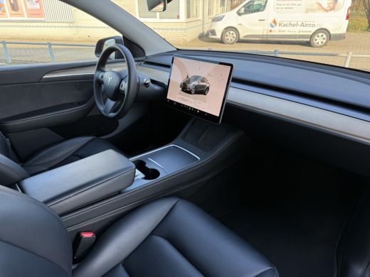 Tesla Model Y Aut. Long Range Dual Motor AWD | Autopilot | Panorama | Leder | ActivLease financial lease
