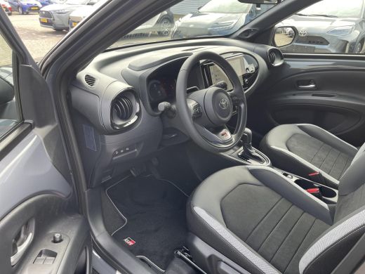 Toyota Aygo Hybrid 115 GR Sport ActivLease financial lease