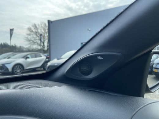 Toyota Aygo Hybrid 115 GR Sport ActivLease financial lease