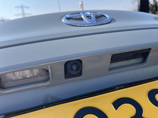 Toyota Corolla Cross Hybrid 200 Dynamic | Navigatie | Apple CarPlay/Android auto | Achteruitrijcamera | Trekhaak ActivLease financial lease