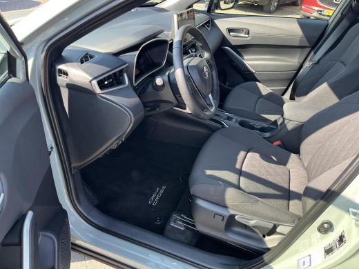 Toyota Corolla Cross Hybrid 200 Dynamic | Navigatie | Apple CarPlay/Android auto | Achteruitrijcamera | Trekhaak ActivLease financial lease