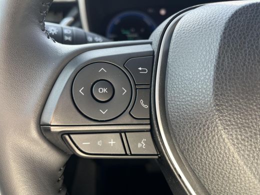 Toyota Corolla Cross Hybrid 200 Dynamic | Navigatie | Apple CarPlay/Android auto | Achteruitrijcamera | Trekhaak ActivLease financial lease