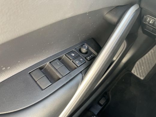 Toyota Corolla Cross Hybrid 200 Dynamic | Navigatie | Apple CarPlay/Android auto | Achteruitrijcamera | Trekhaak ActivLease financial lease