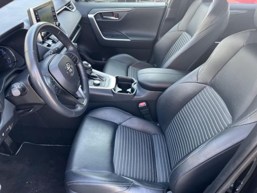 Toyota RAV4 2.5 Hybrid AWD Black Edition | Trekhaak | JBL audio | Carplay | Stoel- + stuurverwarming | Camera... ActivLease financial lease