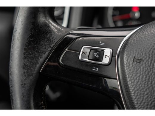 Volkswagen Amarok 3.0L V6 | XL | 5-Persoons | Aventura | 259 PK | LED | Camera | Carplay | Cruise | PDC | Trekhaak ActivLease financial lease