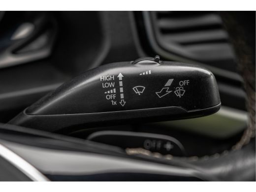 Volkswagen Amarok 3.0L V6 | XL | 5-Persoons | Aventura | 259 PK | LED | Camera | Carplay | Cruise | PDC | Trekhaak ActivLease financial lease