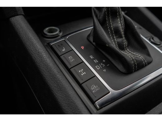Volkswagen Amarok 3.0L V6 | XL | 5-Persoons | Aventura | 259 PK | LED | Camera | Carplay | Cruise | PDC | Trekhaak ActivLease financial lease