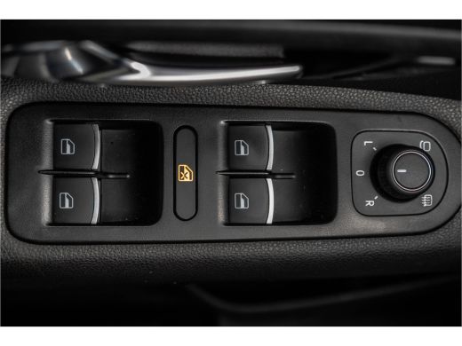 Volkswagen Amarok 3.0L V6 | XL | 5-Persoons | Aventura | 259 PK | LED | Camera | Carplay | Cruise | PDC | Trekhaak ActivLease financial lease