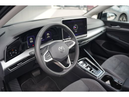 Volkswagen Golf 1.5 eHybrid Style Edition | Panoramadak | Camera | Stoelverwarming/Massage | Dodehoek | ActivLease financial lease