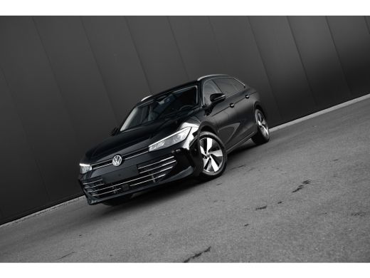 Volkswagen Passat Variant 1.5 TSI eHybrid 204pk Business | Head-Up | Trekhaak | Dodehoek | Camera V+A | ActivLease financial lease