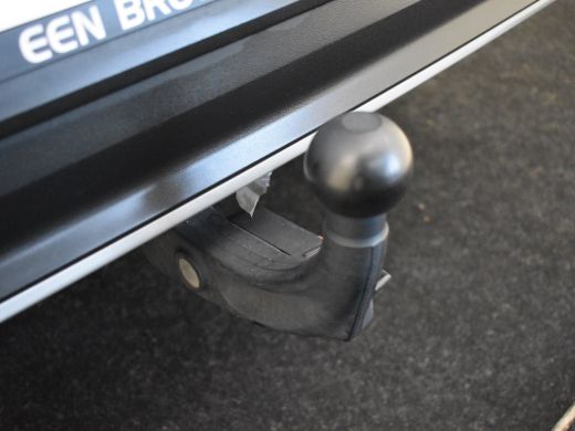 Volkswagen T-Roc 1.5 TSI Sport 150pk DSG/AUTO | Trekhaak | Panorama dak | Dodehoekdetectie  | Navigatie | Adaptief... ActivLease financial lease