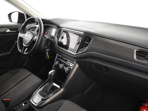 Volkswagen T-Roc 1.5 TSI Sport 150pk DSG/AUTO | Trekhaak | Panorama dak | Dodehoekdetectie  | Navigatie | Adaptief... ActivLease financial lease