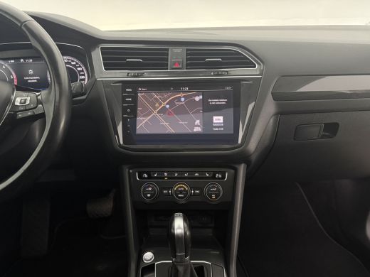 Volkswagen Tiguan 2.0 TDI 191PK 4motion | Grijs kenteken | VAN | 2400kg Trekgew. | Trekhaak | Pano | Virtual | Came... ActivLease financial lease