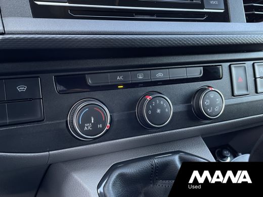 Volkswagen Transporter 2.0 TDI L1H1 Trekhaak Cruise Carplay Sensoren ActivLease financial lease