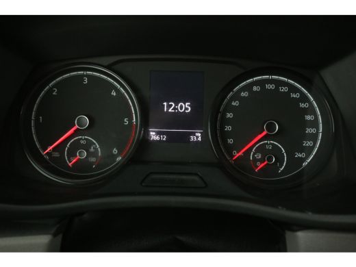 Volkswagen Transporter 2.0 TDI L2H1 | Airco | Cruise | Carplay | 3 Zits | Trekhaak | Parkeersens. | Stoelverw. ActivLease financial lease