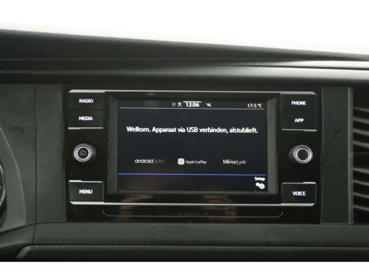 Volkswagen Transporter 2.0 TDI L2H1 | Airco | Cruise | Carplay | 3 Zits | Trekhaak | Parkeersens. | Stoelverw. ActivLease financial lease