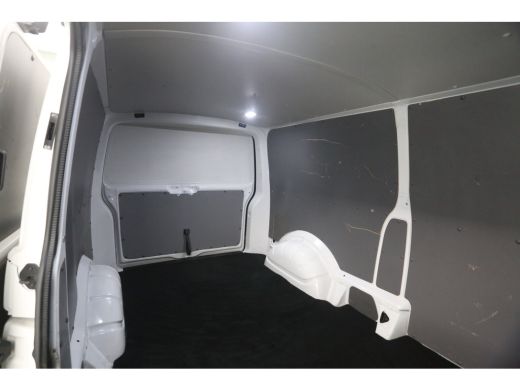 Volkswagen Transporter 2.0 TDI L2H1 | Airco | Cruise | Carplay | 3 Zits | Trekhaak | Parkeersens. | Stoelverw. ActivLease financial lease