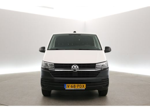 Volkswagen Transporter 2.0 TDI L2H1 | Airco | Cruise | Carplay | 3 Zits | Trekhaak | Parkeersens. | Stoelverw. ActivLease financial lease