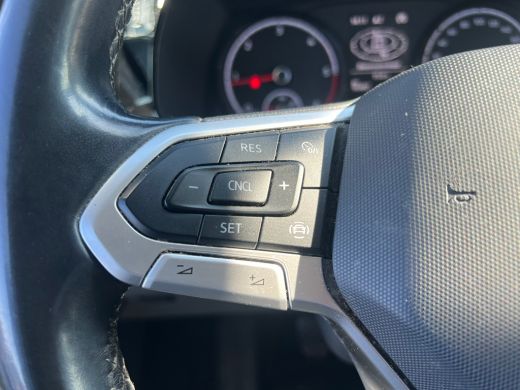 Volkswagen Transporter 4-Motion Dubb. Cab |  Dubbele Schuifdeur | Dubbele Cabine | 150 pk | Trekhaak | Stoelverwarming |... ActivLease financial lease