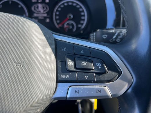 Volkswagen Transporter 4-Motion Dubb. Cab |  Dubbele Schuifdeur | Dubbele Cabine | 150 pk | Trekhaak | Stoelverwarming |... ActivLease financial lease