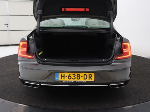 Volvo  S90 2.0 T4 Business Luxury+ | Schuifdak | Stoelventilatie | Head-Up | Massage | Standkachel | 360 Cam... ActivLease financial lease