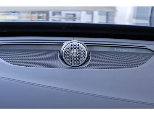 Volvo  XC90 2.0 T8 Plug-in hybrid AWD Ultra Bright | B&W | Massage | Luchtvering | Trekhaak | NP. &euro;108.000,- | ActivLease financial lease