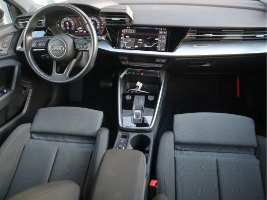 Audi A3 Sportback 40 TFSI e Business edition Navi / Cruise / Carplay / LED Btw auto ActivLease financial lease