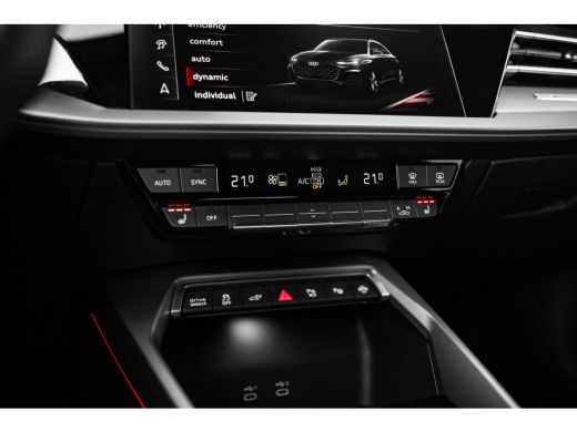 Audi A3 Sportback 40 TFSI e S edition | Panoramadak | ACC | Sfeerverlichting | Alarm | ActivLease financial lease