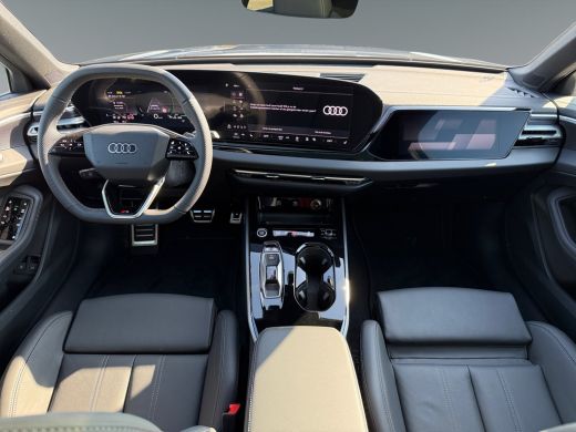 Audi A5 Limousine (B10) S edition Competition e-hybrid 270 kW / 367 PK Limousine 7 versn. S-tronic quattr ActivLease financial lease