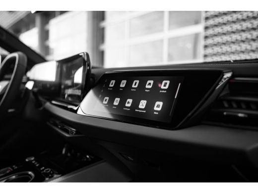 Audi A6 Avant S edition | Adaptive cruise control | Airconditioning 4-zones | Audi sound system ActivLease financial lease