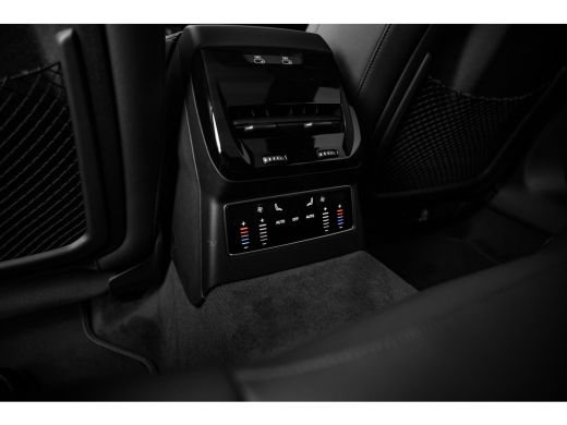 Audi A6 Avant S edition | Adaptive cruise control | Airconditioning 4-zones | Audi sound system ActivLease financial lease