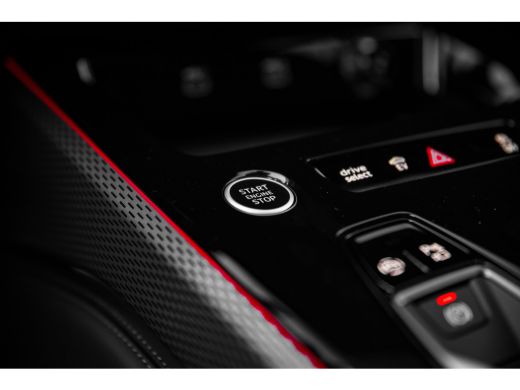 Audi A6 Avant S edition | Adaptive cruise control | Airconditioning 4-zones | Audi sound system ActivLease financial lease