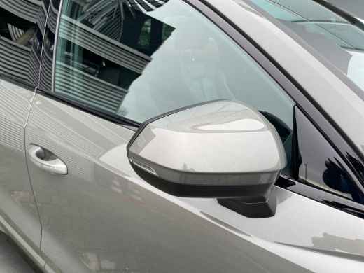 Audi Q3 45 245pk TFSI e S edition MMI navigatie plus | Adaptive cruise control | Optiekpakket zwart plus ActivLease financial lease