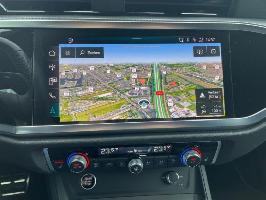 Audi Q3 45 245pk TFSI e S edition MMI navigatie plus | Adaptive cruise control | Optiekpakket zwart plus ActivLease financial lease