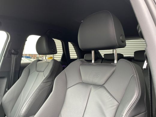 Audi Q3 45 245pk TFSI e S edition MMI navigatie plus | Adaptive cruise control | Optiekpakket zwart plus ActivLease financial lease