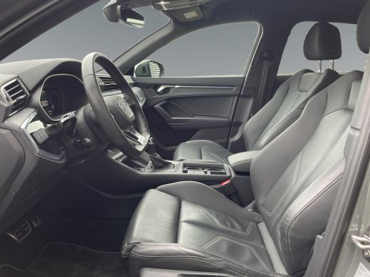 Audi Q3 45 245pk TFSI e S edition MMI navigatie plus | Adaptive cruise control | Optiekpakket zwart plus ActivLease financial lease