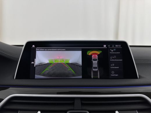 BMW 7 Serie 745Le (Plug-in) (INCL-BTW) *PANO | EXCLUSIV-NAPPA-LEATHER | LASER-LED | HEAD-UP | BLIND-SPOT | ME... ActivLease financial lease