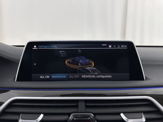 BMW 7 Serie 745Le (Plug-in) (INCL-BTW) *PANO | EXCLUSIV-NAPPA-LEATHER | LASER-LED | HEAD-UP | BLIND-SPOT | ME... ActivLease financial lease