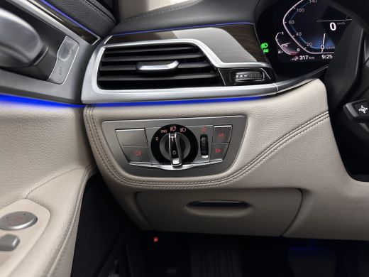 BMW 7 Serie 745Le (Plug-in) (INCL-BTW) *PANO | EXCLUSIV-NAPPA-LEATHER | LASER-LED | HEAD-UP | BLIND-SPOT | ME... ActivLease financial lease