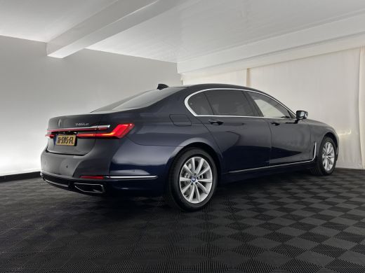BMW 7 Serie 745Le (Plug-in) (INCL-BTW) *PANO | EXCLUSIV-NAPPA-LEATHER | LASER-LED | HEAD-UP | BLIND-SPOT | ME... ActivLease financial lease