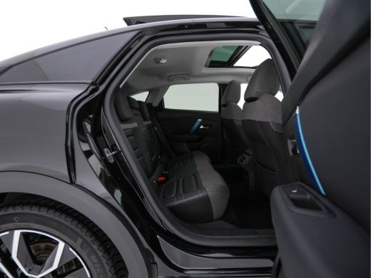 Citroën &euml;-C4 Feel 50 kWh [ 3-Fase-11kW ] (INCL-BTW) *PANO | HEAD-UP | LEATHER-FABRIC | FULL-LED | DIGI-COCKPIT... ActivLease financial lease