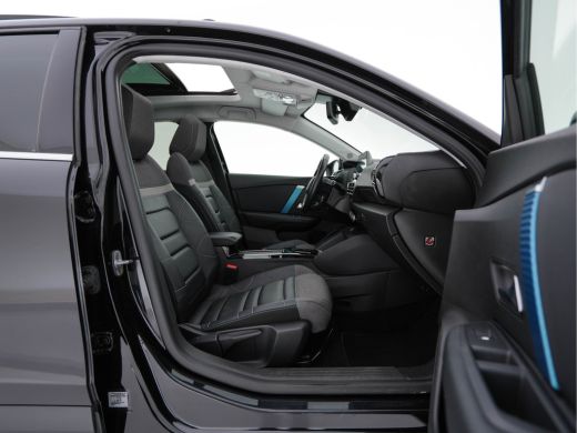 Citroën &euml;-C4 Feel 50 kWh [ 3-Fase-11kW ] (INCL-BTW) *PANO | HEAD-UP | LEATHER-FABRIC | FULL-LED | DIGI-COCKPIT... ActivLease financial lease