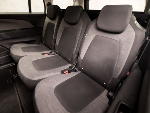 Citroën Grand C4 Spacetourer 1.2 PureTech Sport 7 Persoons (APPLE CARPLAY, GROOT NAVI, CAMERA, GETINT GLAS, SPORTSTOELEN, CRUI... ActivLease financial lease