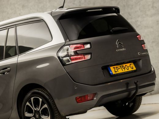 Citroën Grand C4 Spacetourer 1.2 PureTech Sport 7 Persoons (APPLE CARPLAY, GROOT NAVI, CAMERA, GETINT GLAS, SPORTSTOELEN, CRUI... ActivLease financial lease