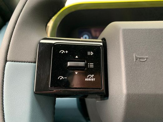 Fiat Grande Panda 1.2 Hybrid La Prima | Achterbank in delen neerklapbaar | Achterspoiler | Achteruitrijcamera ActivLease financial lease