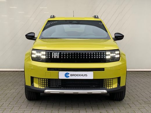 Fiat Grande Panda 1.2 Hybrid La Prima | Achterbank in delen neerklapbaar | Achterspoiler | Achteruitrijcamera ActivLease financial lease